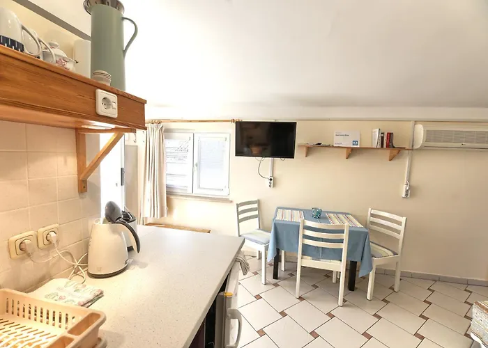 Rosa 아파트 Neviđane